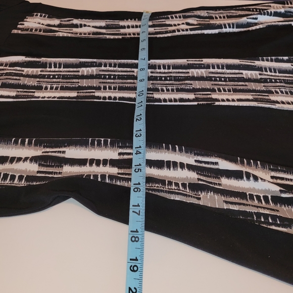 Tribal inspired midi dress - Picture 7 of 11